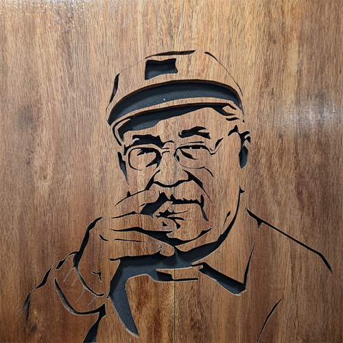 Example of a custom scroll saw pattern of an elderly man. Personalized digital portrait design from photo